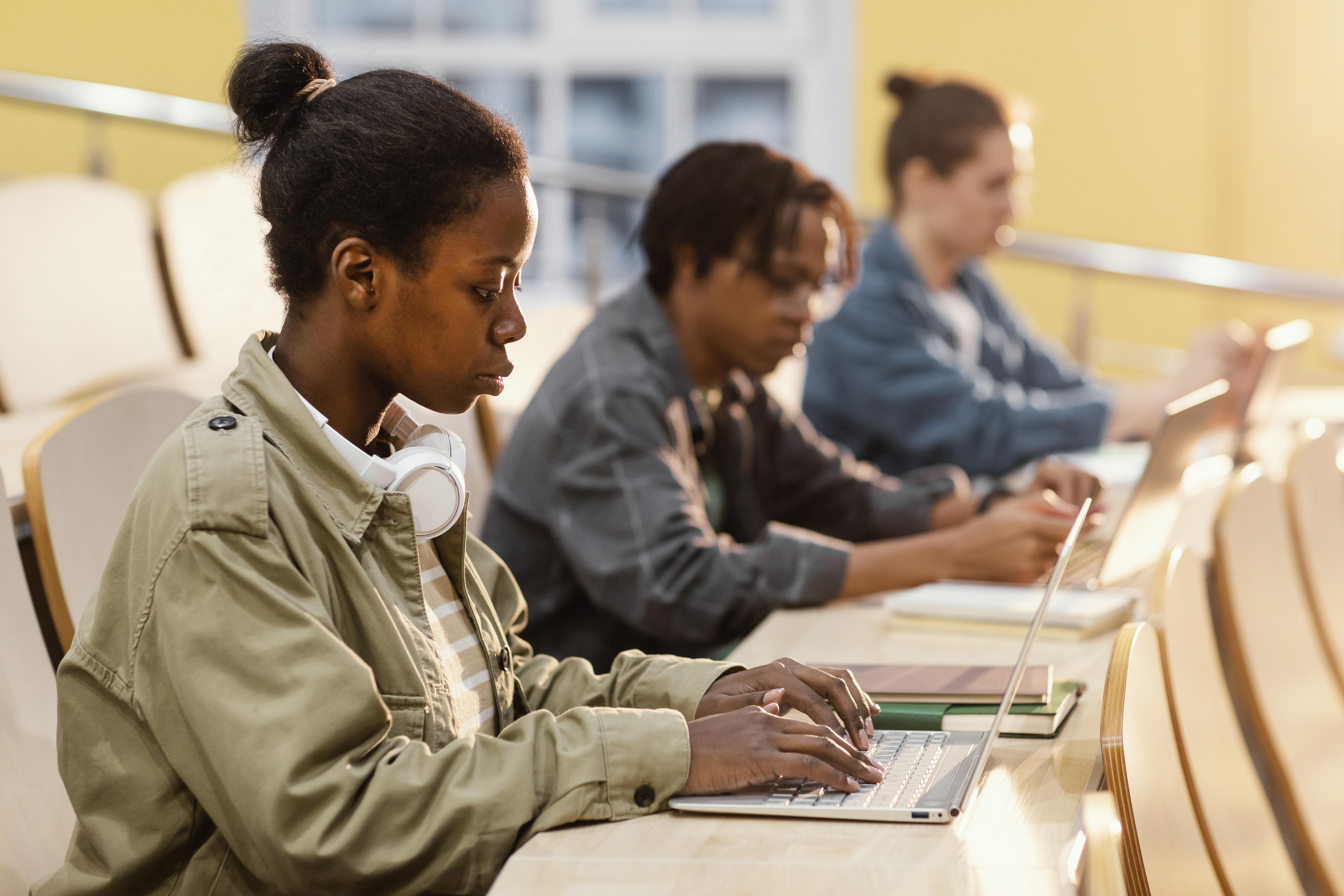 Students in a computer lab